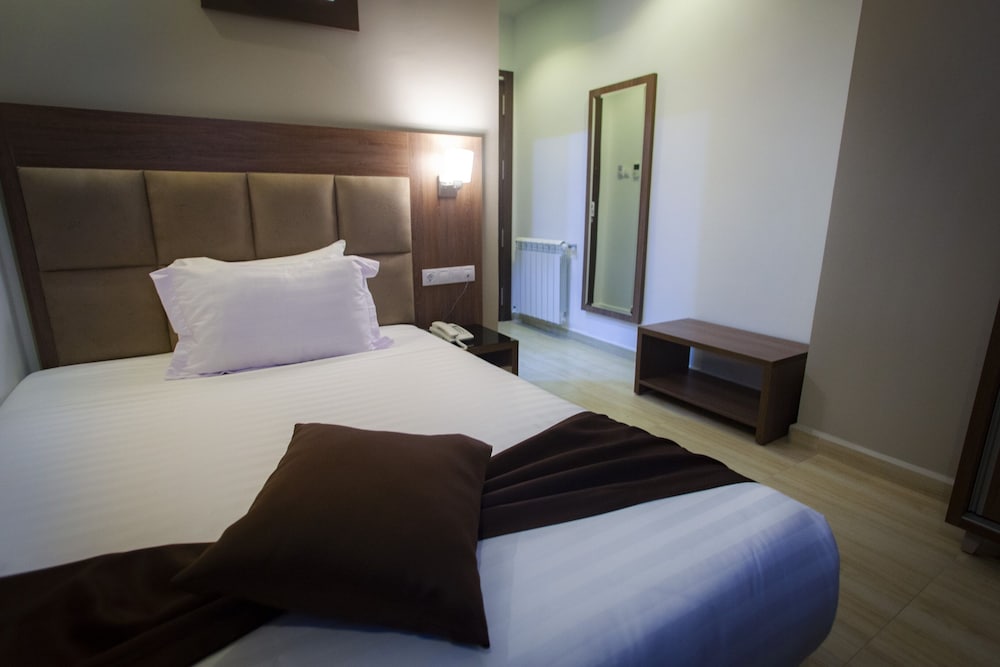 Bn Hotel — Blida — photo 5