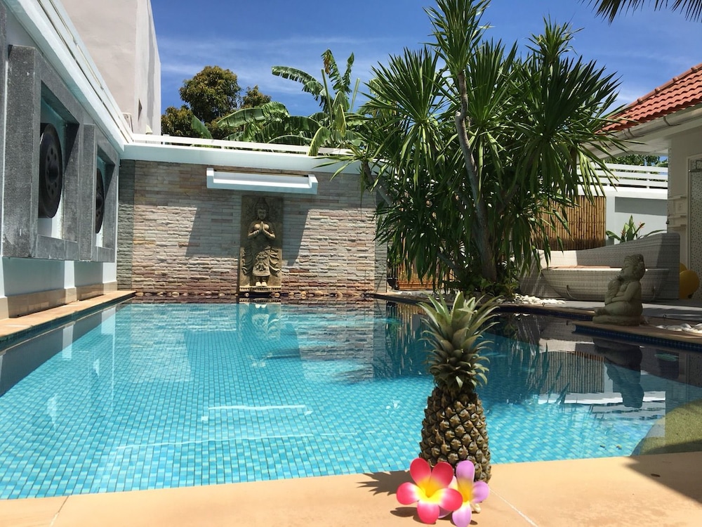Inaya Pool Villa Rawai — 4-Star Luxury Hotel in Rawai, Thailand