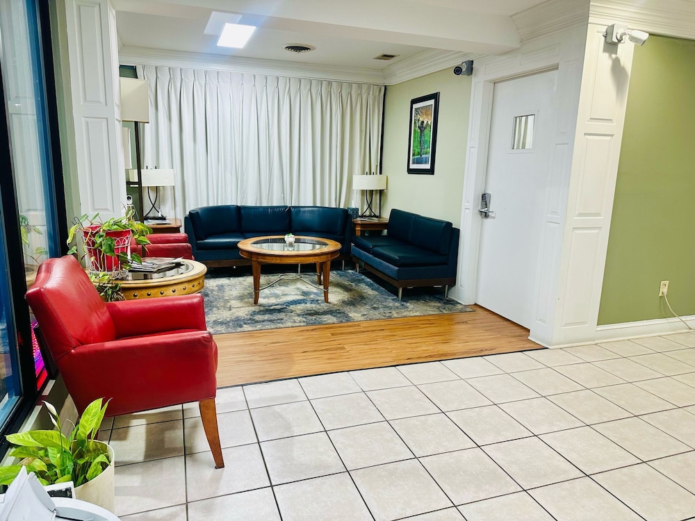 Astoria North Extended Stay - photo 7
