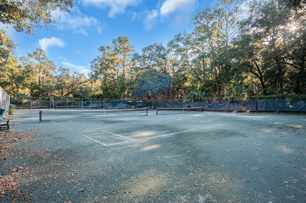 2316 Racquet Club at The Sea Pines Resort - photo 17