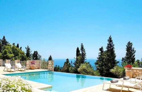 Pirin Golf Hotel Private Studios Sani Bansko - carbon neutral hotel in Razlog