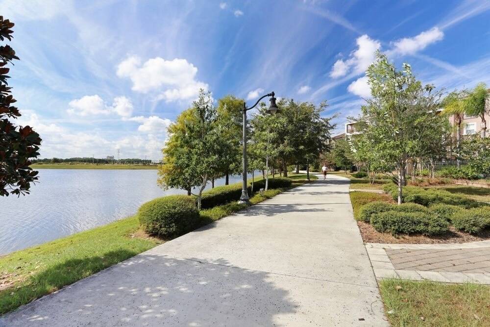 Luxury Modern Town Home Vista Cay Resort 4004 - photo 35