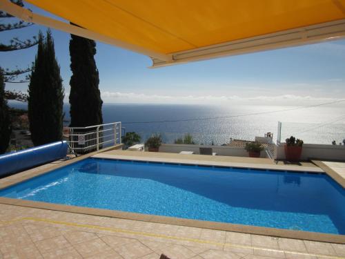 Villa Hansen in Madeira Cristo Rei — 4-Star Luxury Hotel in Canico, Portugal