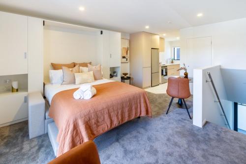 Elegant Studio Living Near City Centre — 4-Star Luxury Hotel in Christchurch, New Zealand