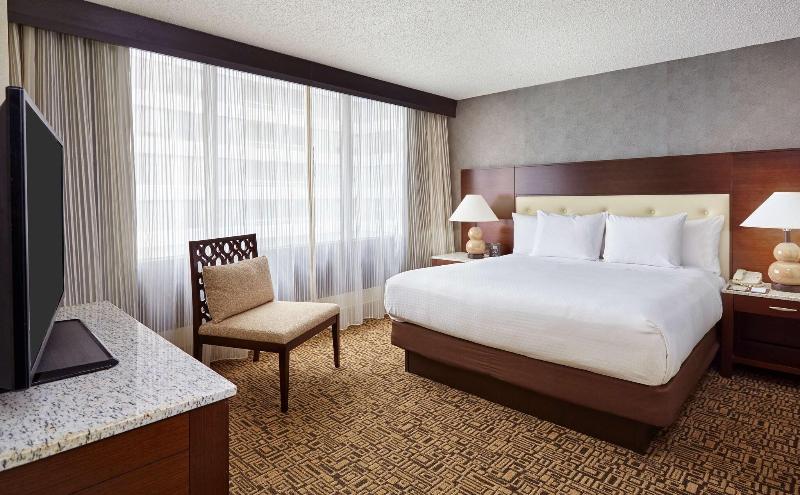DoubleTree by Hilton Washington DC Crystal City - photo 74