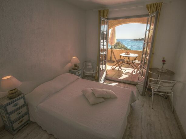 Faounzina Village — 4-Star Luxury Hotel in Sari-Solenzara, France