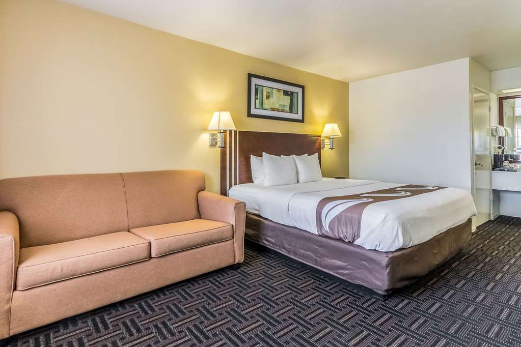 Quality Inn Fresno Near University - photo 26