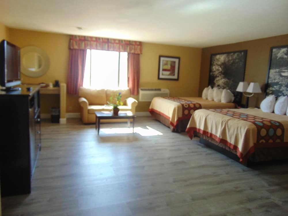 Super 8 by Wyndham Payson - photo 15