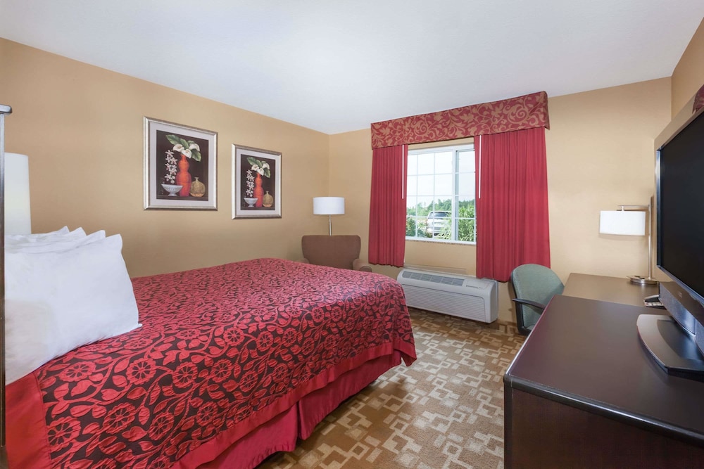 Days Inn by Wyndham Central City - photo 9