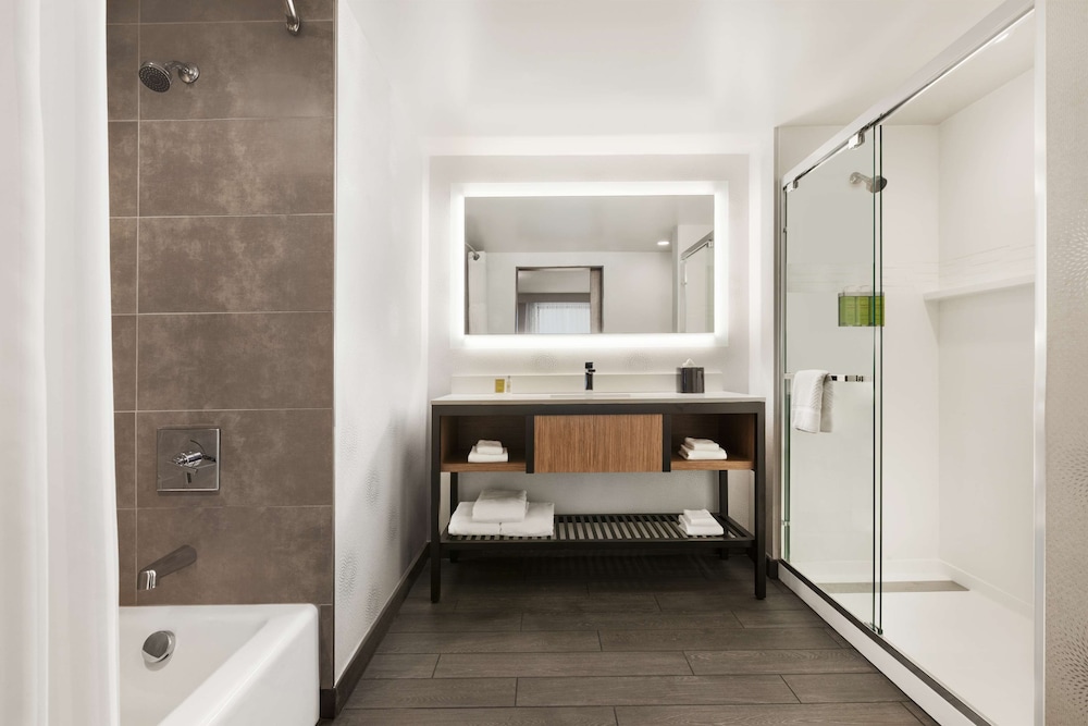 Hilton Garden Inn Boulder - photo 21