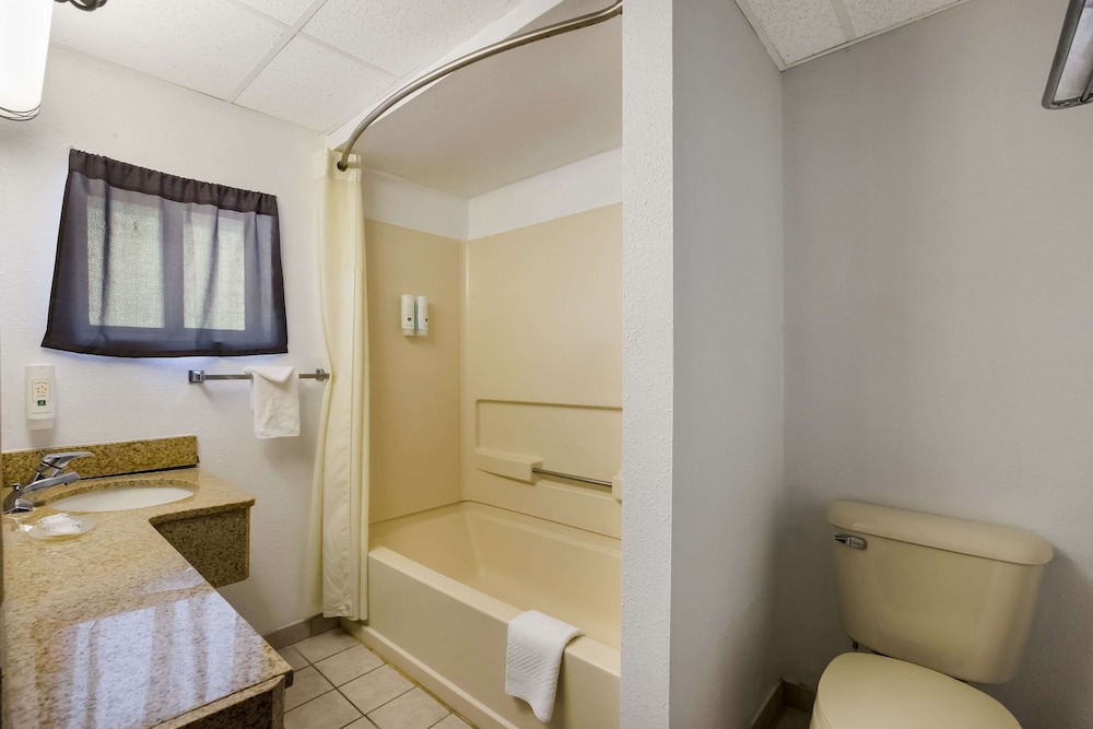 Quality Inn & Suites Millville - photo 19