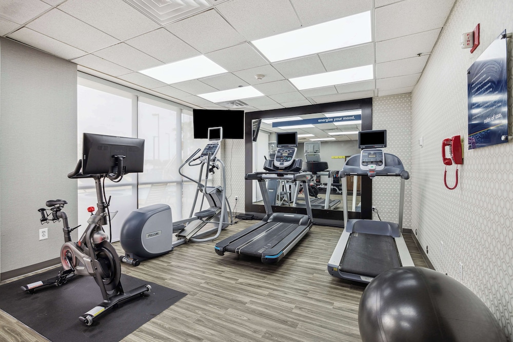 Hampton Inn Houston Brookhollow - photo 24
