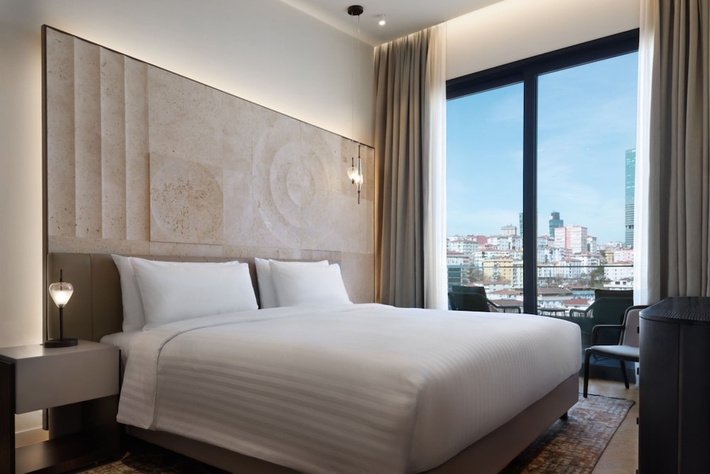 Marriott Executive Apartments Istanbul Fulya — 4-Star Luxury Hotel in Istanbul, Turkey