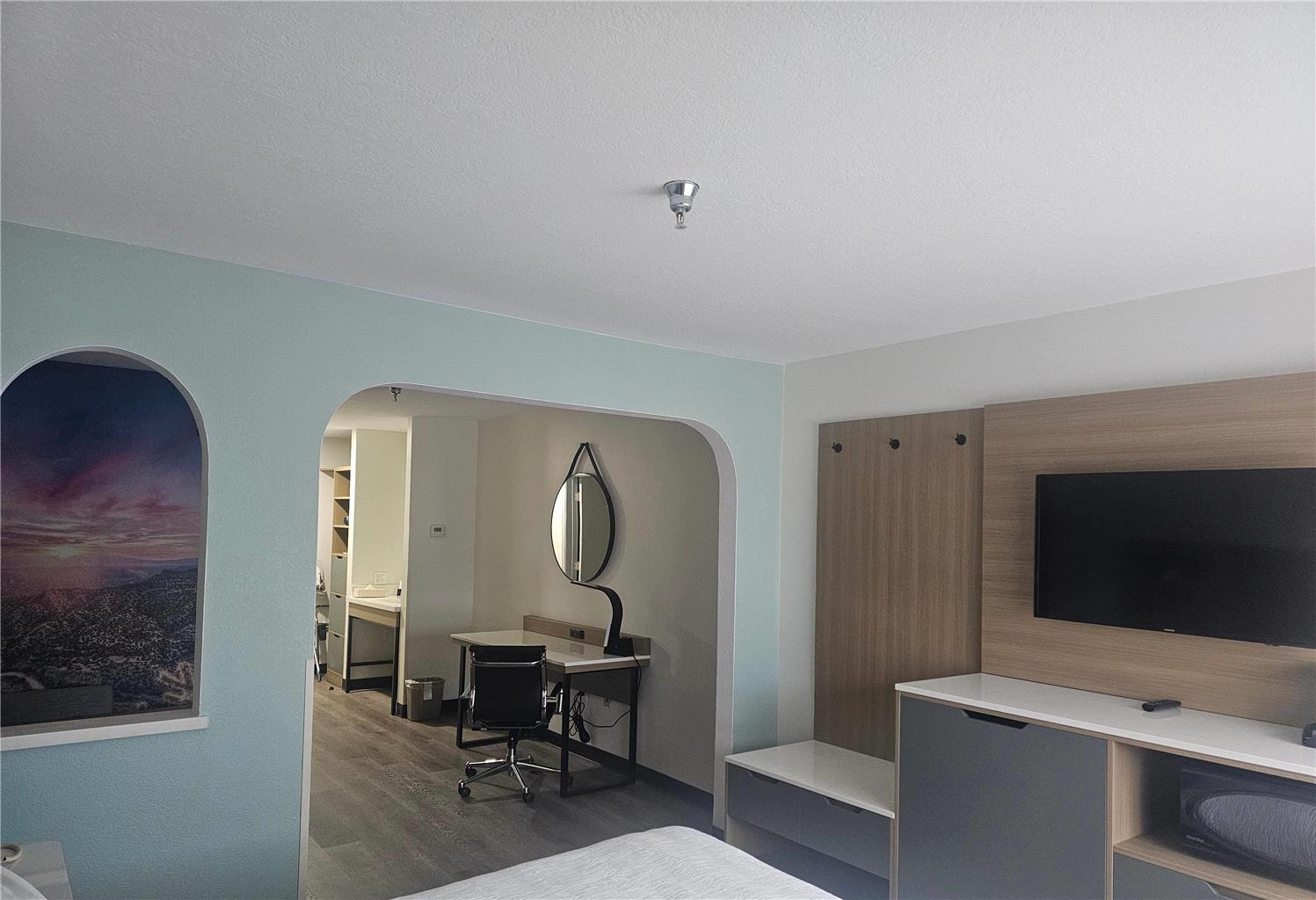 Wingate by Wyndham Los Alamos - photo 11