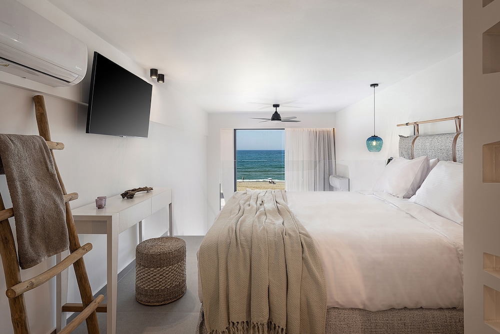 Calla Luxury Seafront Suites in Rethymno, Greece