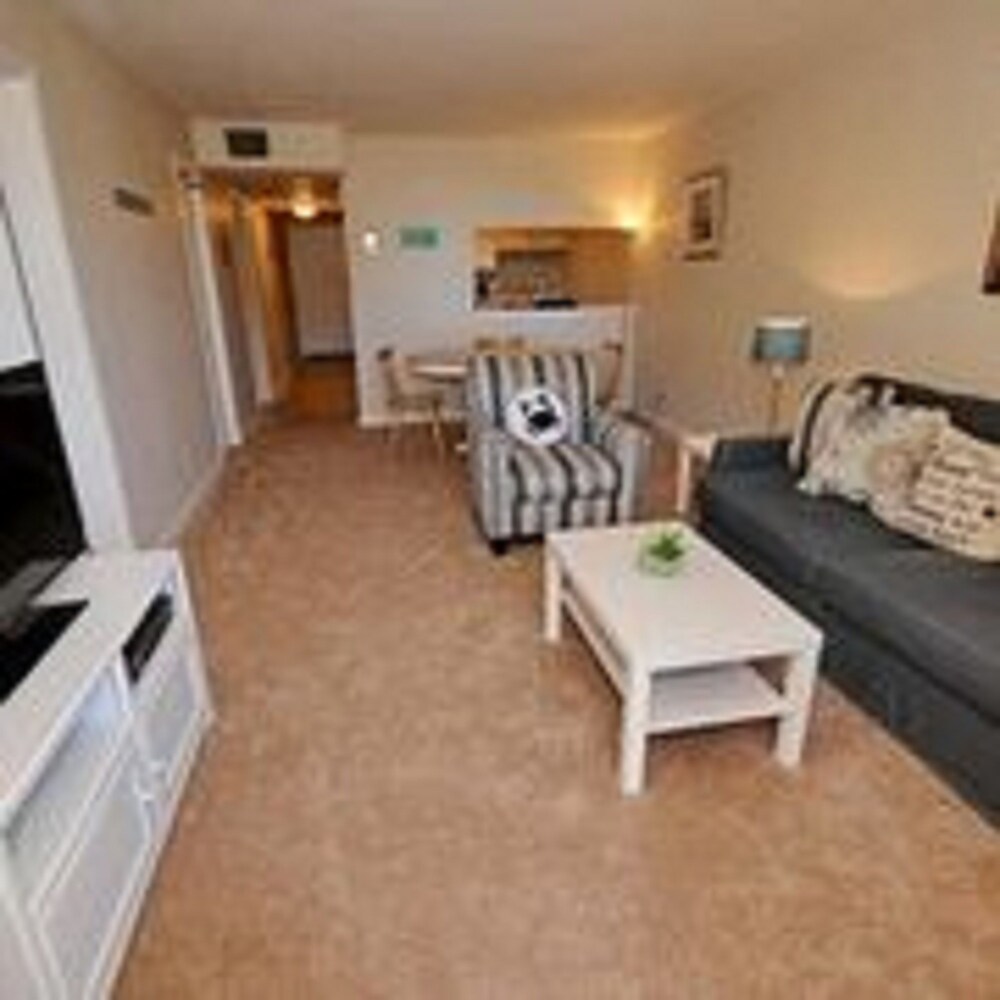 Holiday Towers by Elliott Beach Rentals - photo 14