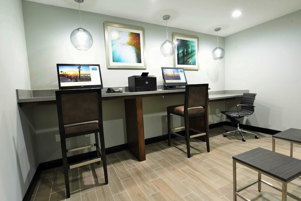 Staybridge Suites Lake Charles by IHG - photo 42