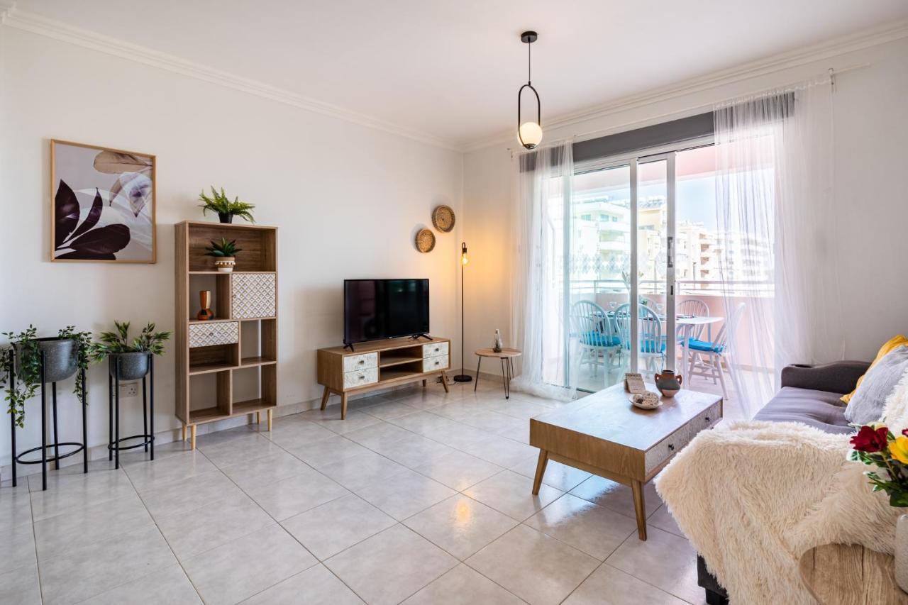 Sweet Retreat 2 Br Apartment in Mackenzie