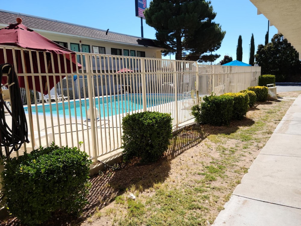Motel 9 Las Cruces - photo 16