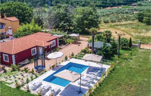 Cozy Home In Novigrad With Wifi — 4-Star Luxury Hotel in Novigrad, Croatia