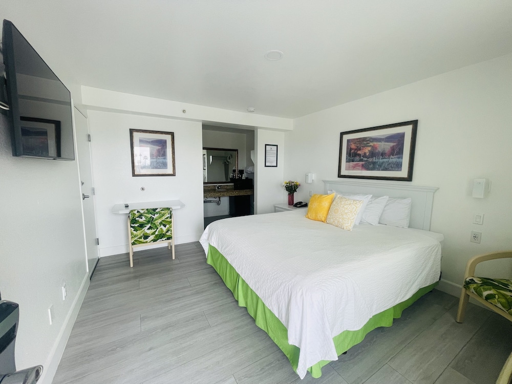 Loma Linda Inn - photo 4