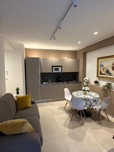 Apartments Ennio Top Class — 4-Star Luxury Hotel in Bari, Italy