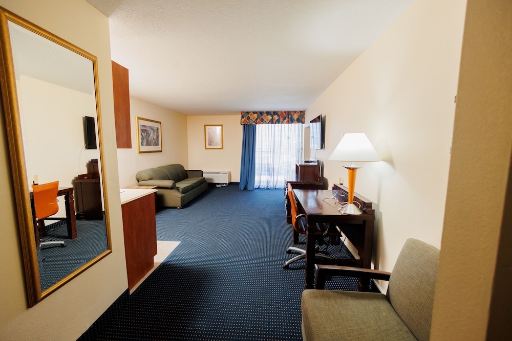 Garnet Inn & Suites Orlando - photo 67