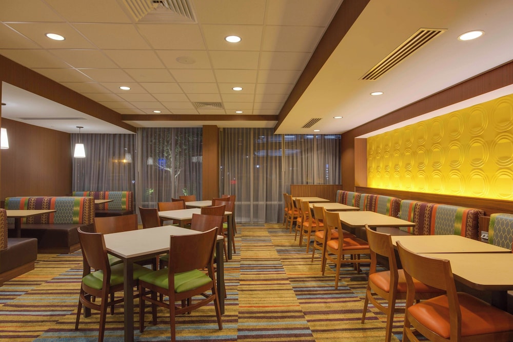 Fairfield Inn & Suites by Marriott Fort Lauderdale Downtown - photo 16