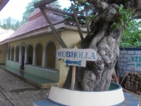 Salsa Beach Hotel Anyer - carbon neutral hotel in Serang