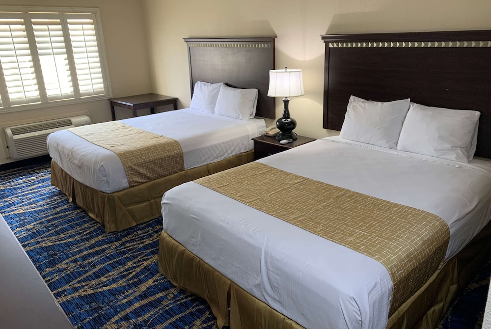 Travelodge by Wyndham Odessa - photo 12