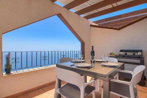 Dailly — 4-Star Luxury Hotel in Benitachell, Spain