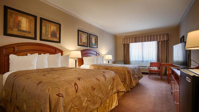 Best Western Cleveland Inn & Suites - photo 8