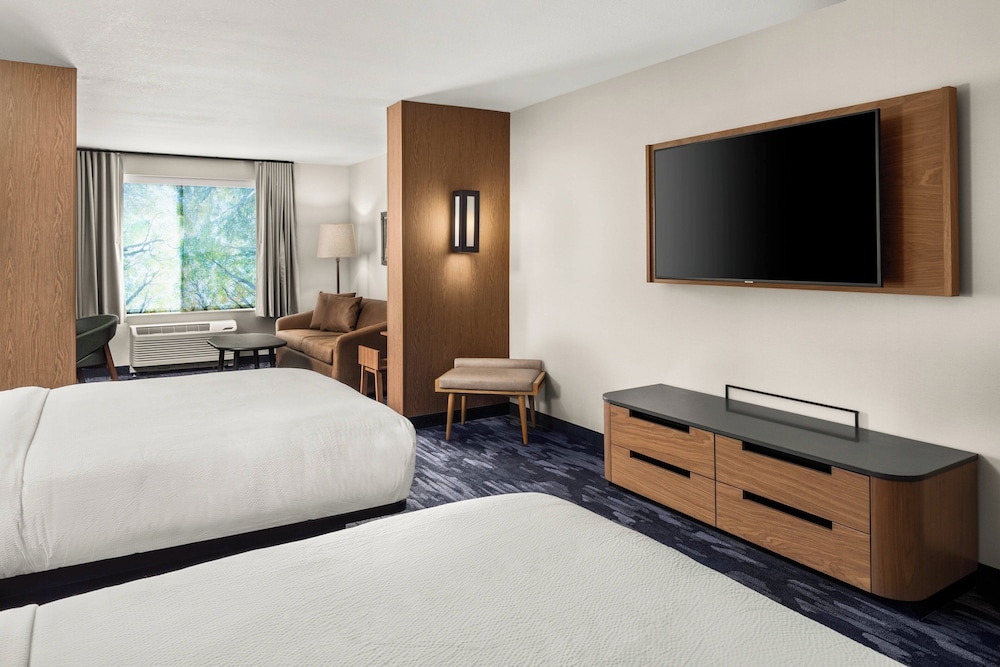 Fairfield Inn & Suites by Marriott Duluth - photo 9