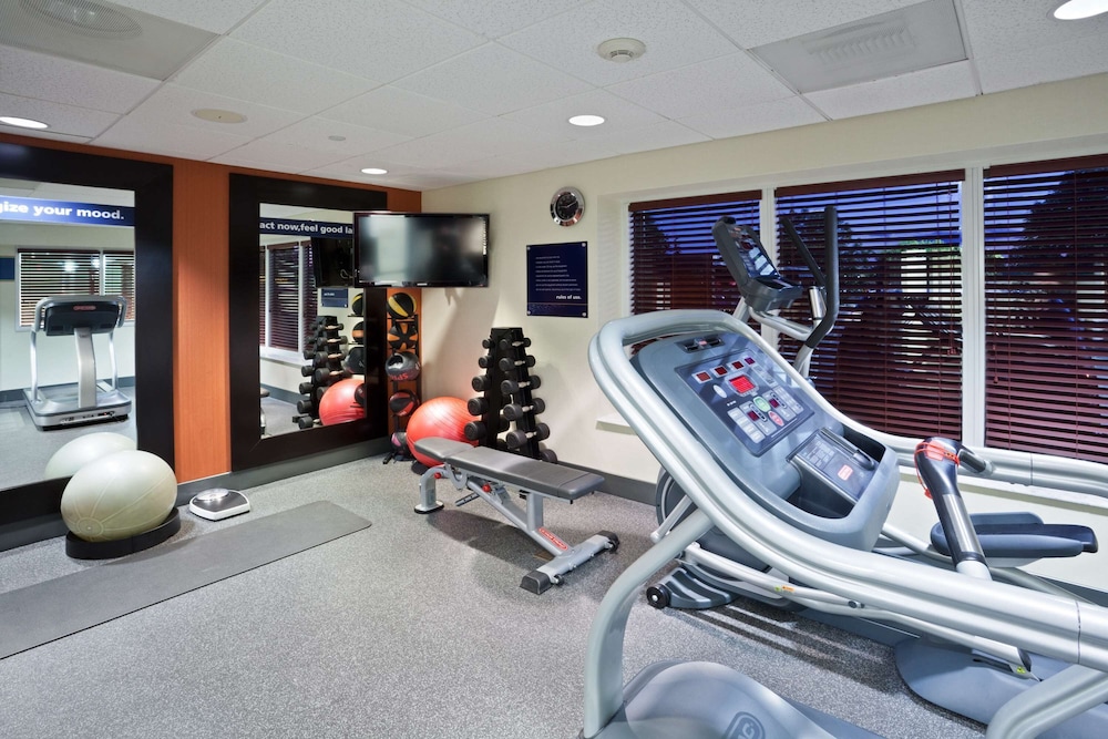 Hampton Inn Clifton Park - photo 25