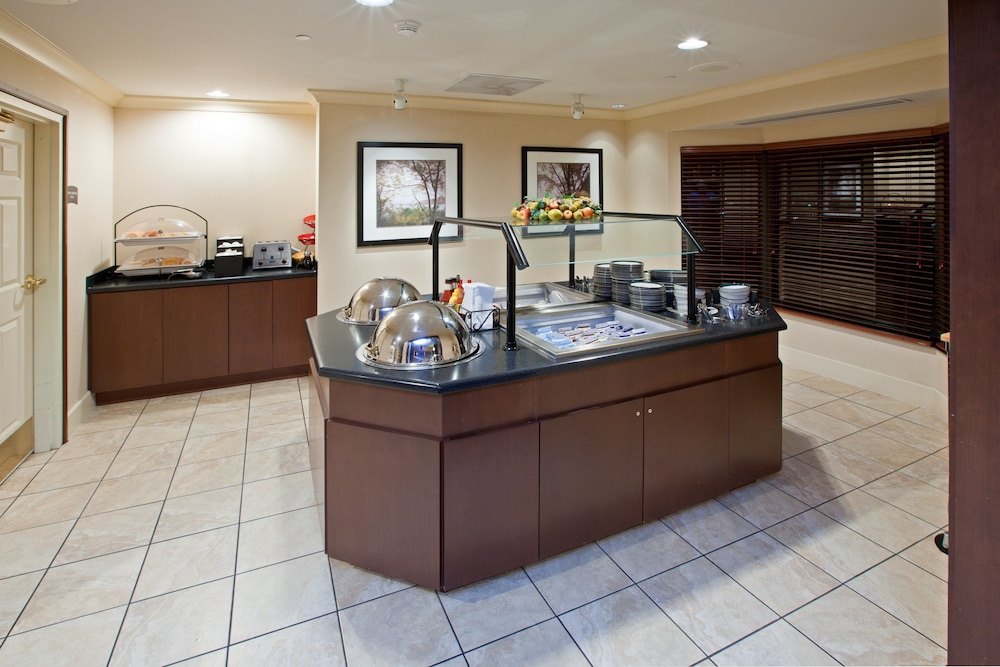 Staybridge Suites Indianapolis Airport by IHG - photo 82