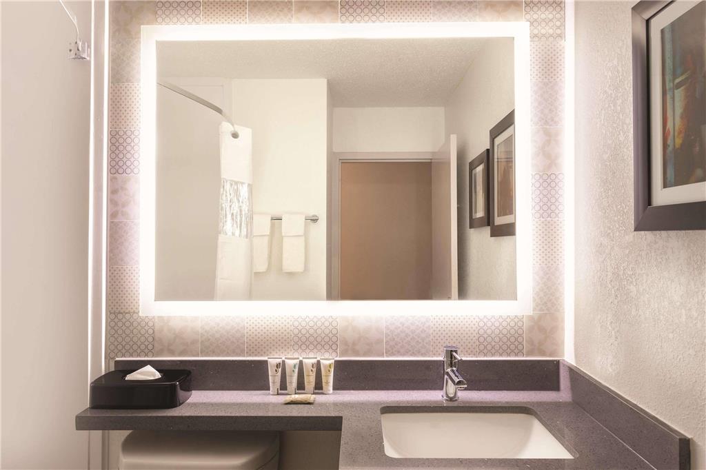 Country Inn & Suites by Radisson North Little Rock AR - photo 8