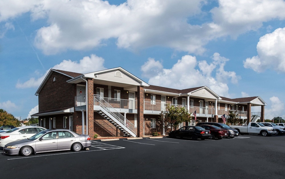 Affordable Suites Graham - photo 15