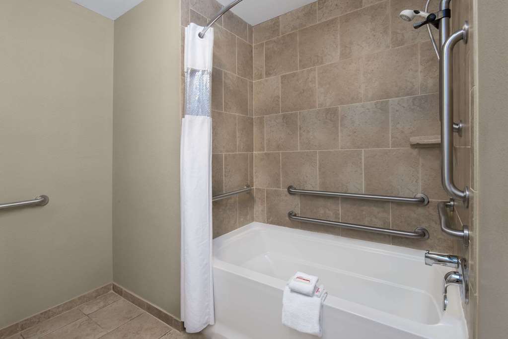 Baymont by Wyndham Minot - photo 8