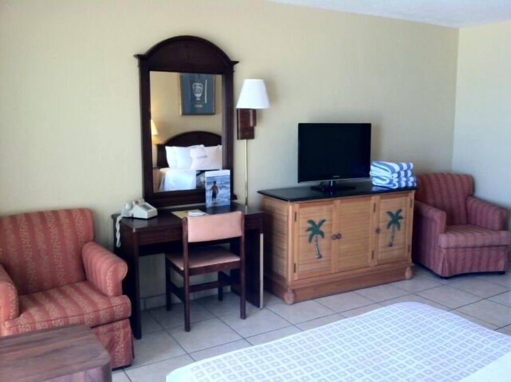 Makai Beach Lodge - photo 18