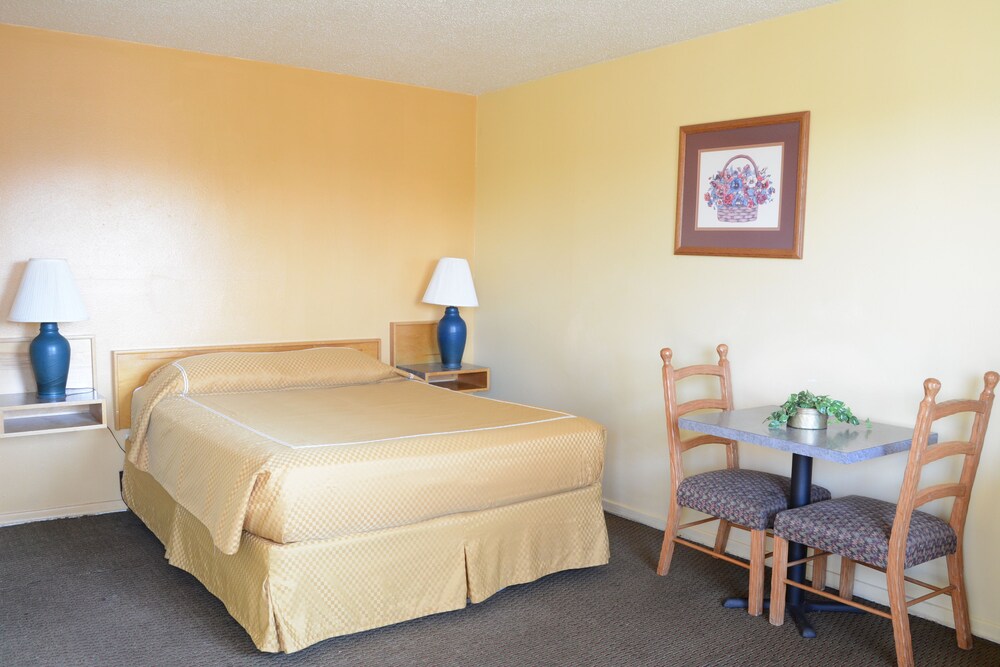 Value Motel - photo 14
