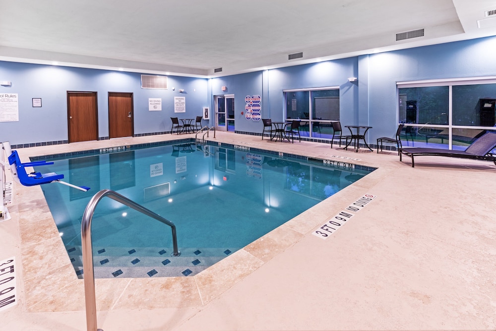 Holiday Inn Express & Suites Houston Downtown North by IHG - photo 26
