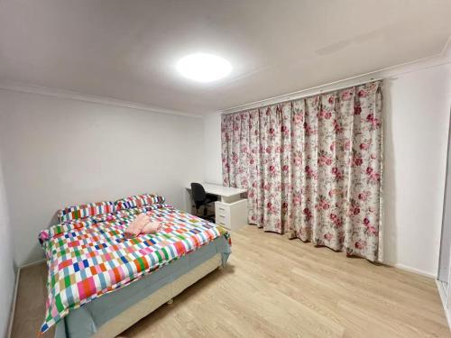 J Room — hotel in Baulkham Hills