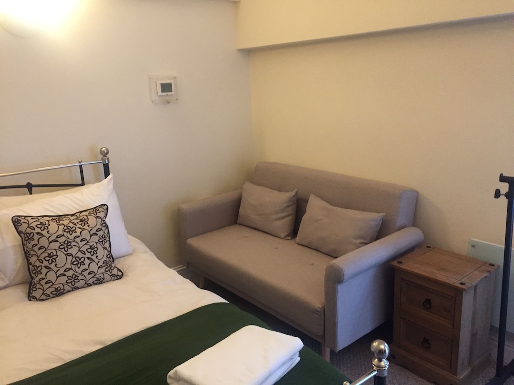 Findon Rest — Worthing — photo 3