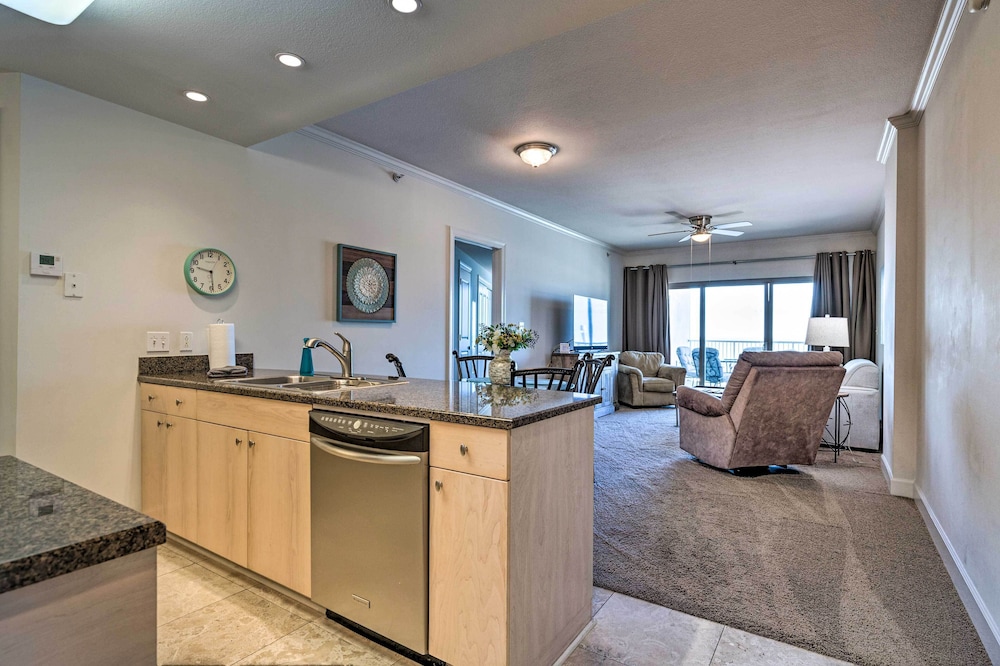 Sunny Beachfront Biloxi Condo with Resort Amenities - photo 16