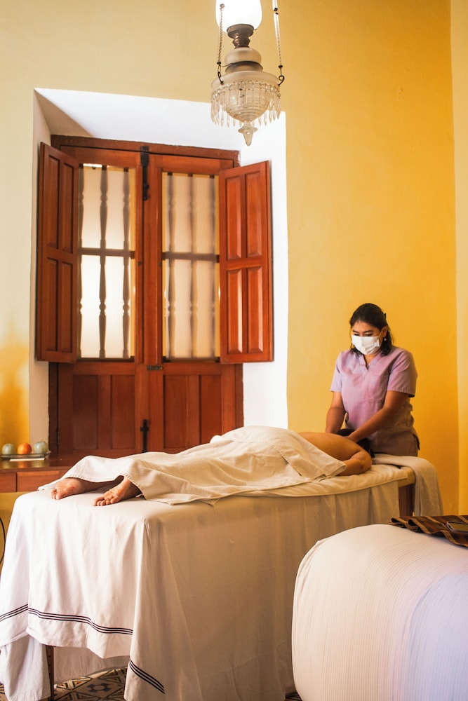 Massage in accommodation