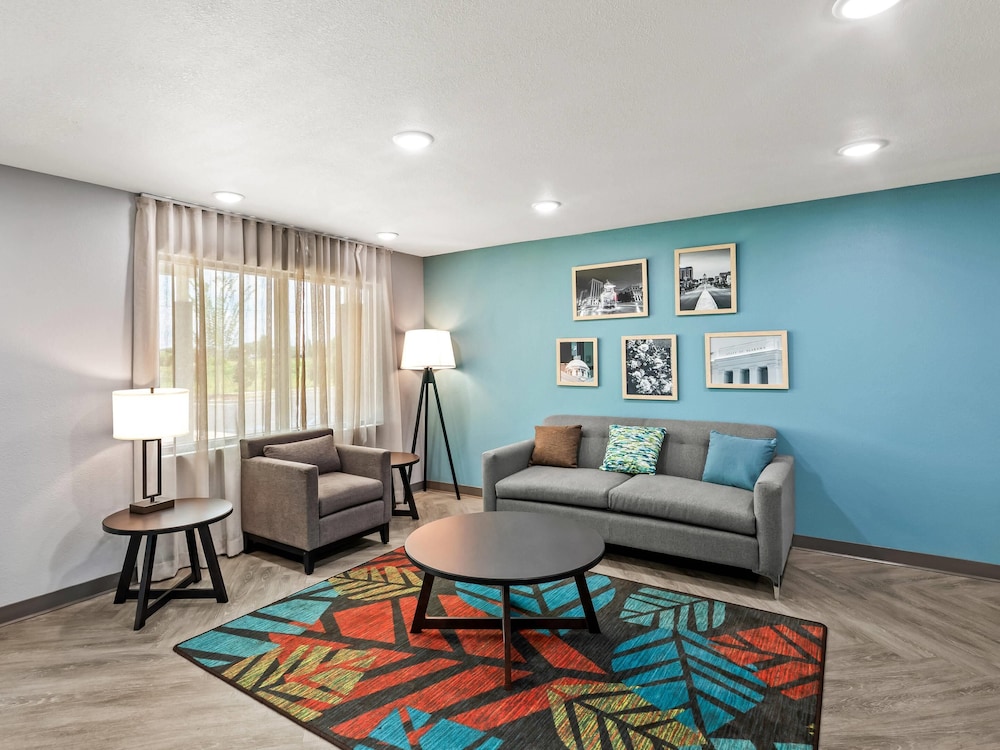 WoodSpring Suites Prattville Montgomery North - photo 2