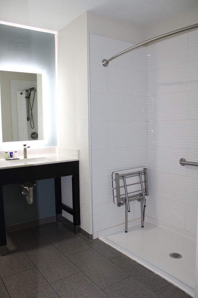 Wingate by Wyndham Kings Bay Naval Base I 95 - photo 5