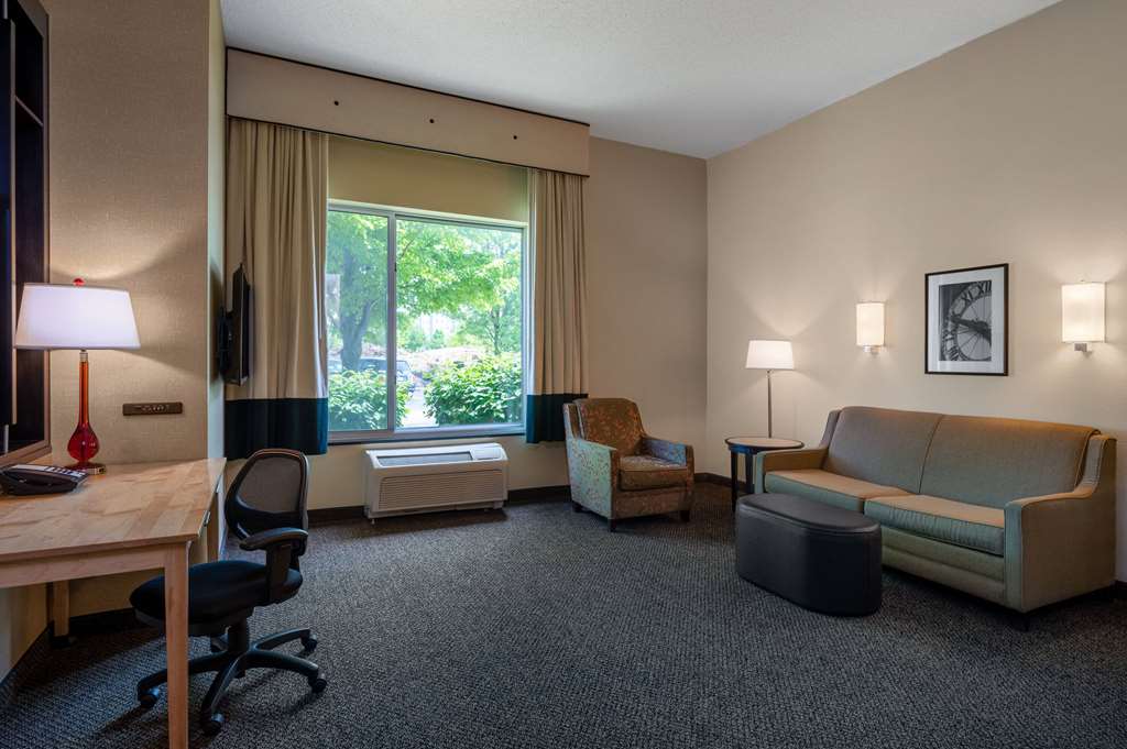 Wyndham Noblesville - photo 7