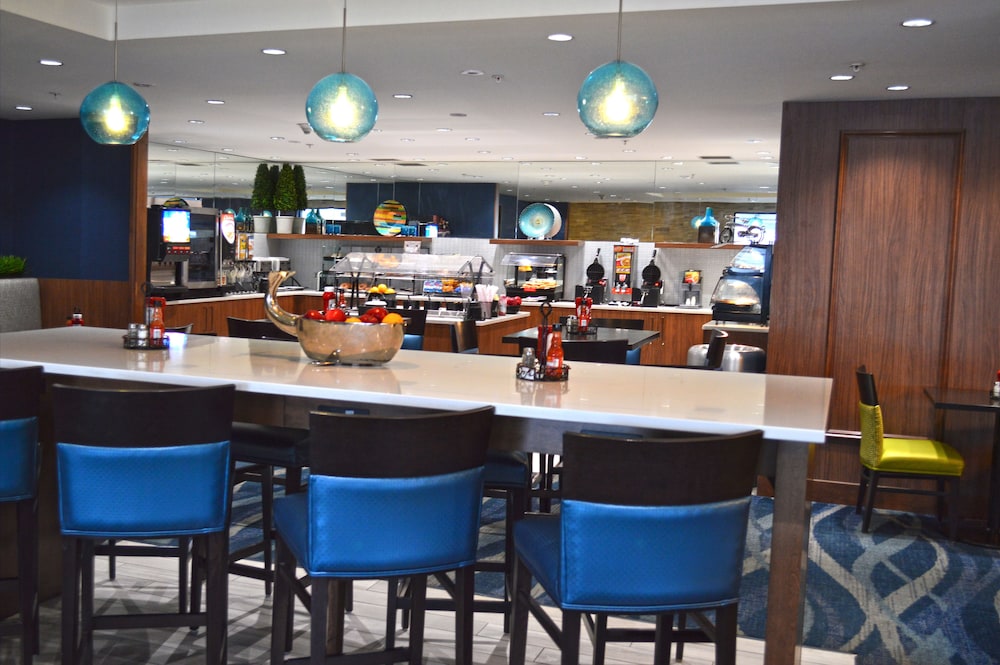 Holiday Inn & Suites Syracuse Airport Liverpool by IHG - photo 50