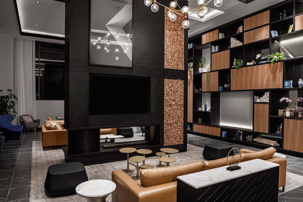 Four Points by Sheraton Flushing - photo 3